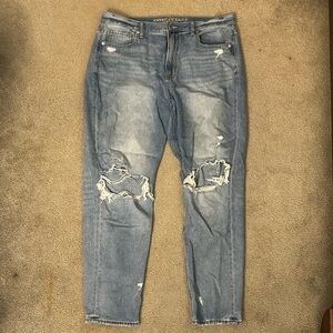 American Eagle Mom Jeans